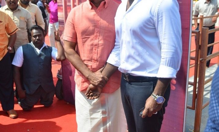 Ameera Pooja Stills (3)