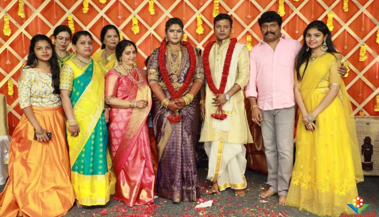 Abinaya Parthiban Weds Naresh Karthik Stills (5)