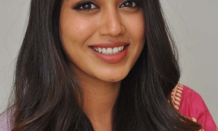 Nivetha Pethuraj (9)
