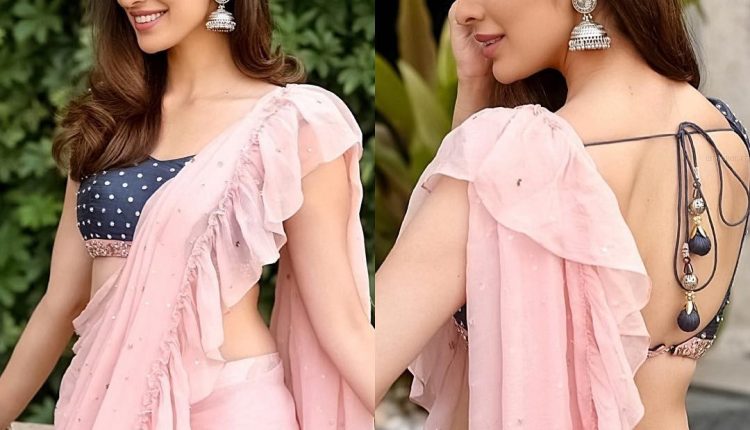 Raai Laxmi Stills (5)