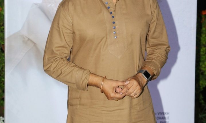 Vellai Pookal (5)