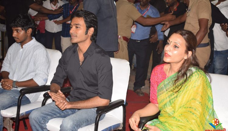 Dhanush Birthday Blood Donation Camp Stills (1)