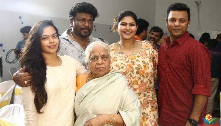 Oththa Seruppu Size 7 (3)