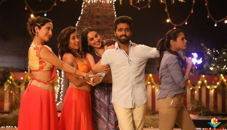 100 Percent Kadhal (3)