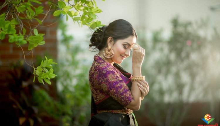 Mahima Nambiar Stills (8)
